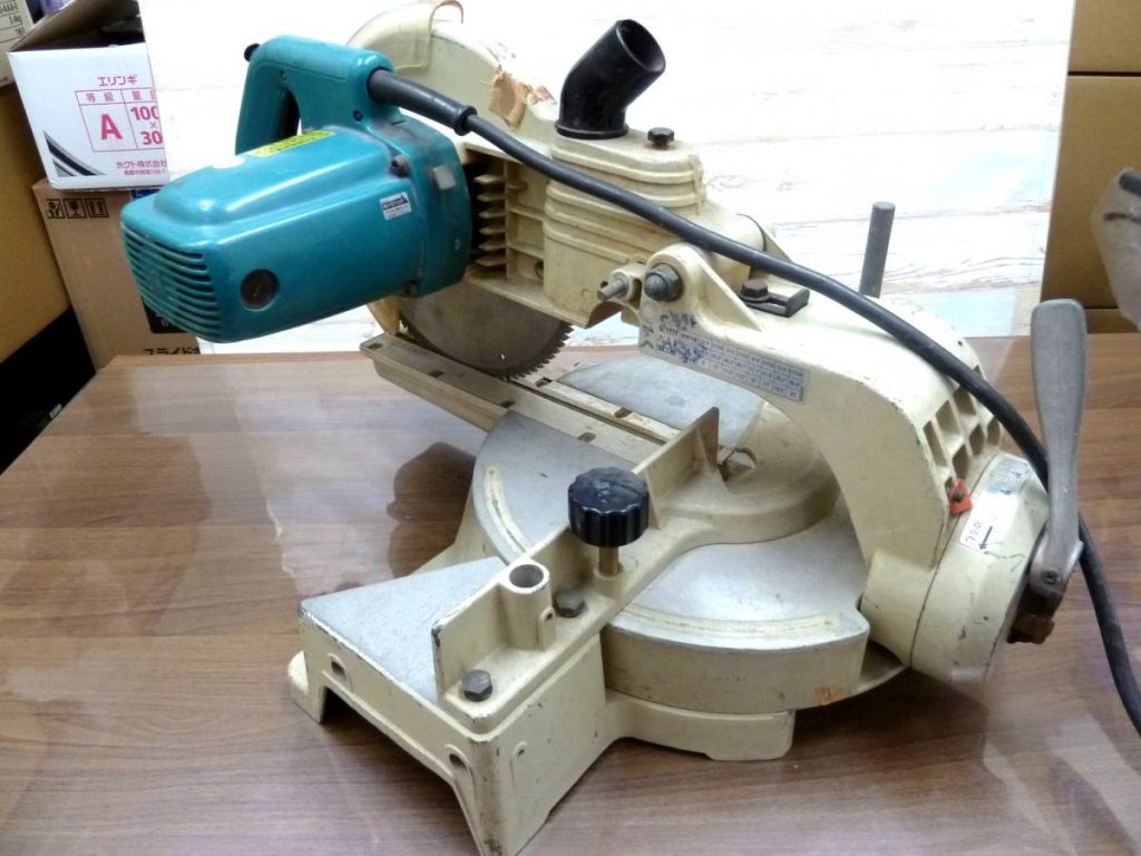 Makita（マキタ） 10型 スライドマルノコ LS1011 の買取 | 電動工具  